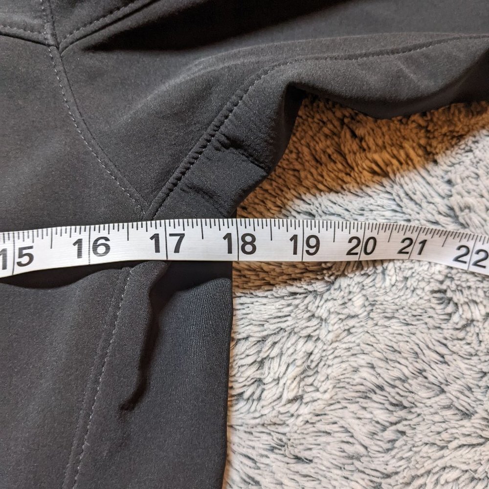 Patagonia Black Softshell Water Repellant Pockets Adze Jacket XS - Picture 11 of 12